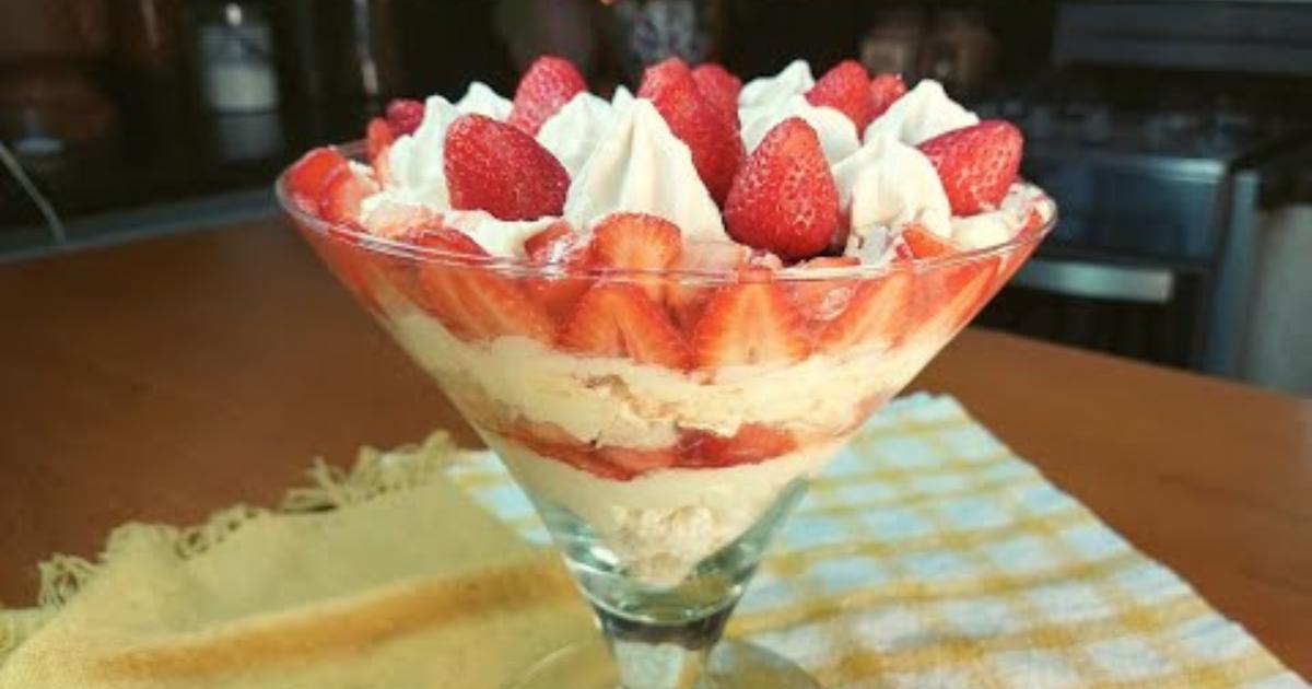 Sobremesa de Morango com Suspiro e Chantilly – Irresistível e Fácil