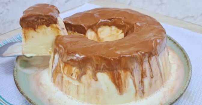 Sobremesas: Receita Geladinha: Sorvete de Leite Ninho com Cobertura Cremosa de Chocolate