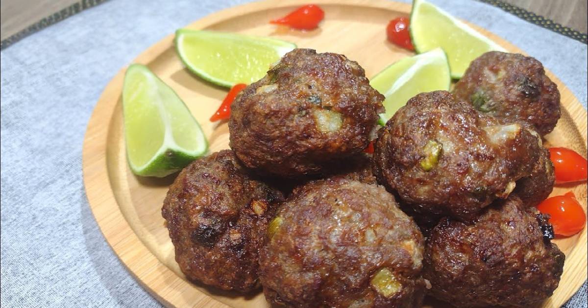 Faça Almôndega Airfryer Crocante Fácil Suculenta Deliciosa, perfeita para petiscos ou refeições rápidas, com carne...