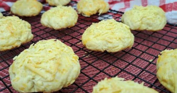 Biscoitos: Aprenda a Fazer Biscoitos Salgados de Parmesão Macios e Deliciosos
