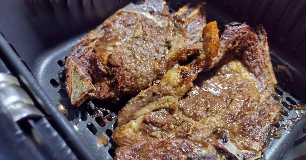 Bisteca de Boi na Airfryer Suculenta e Prática traz sabor e rapidez para sua refeição....