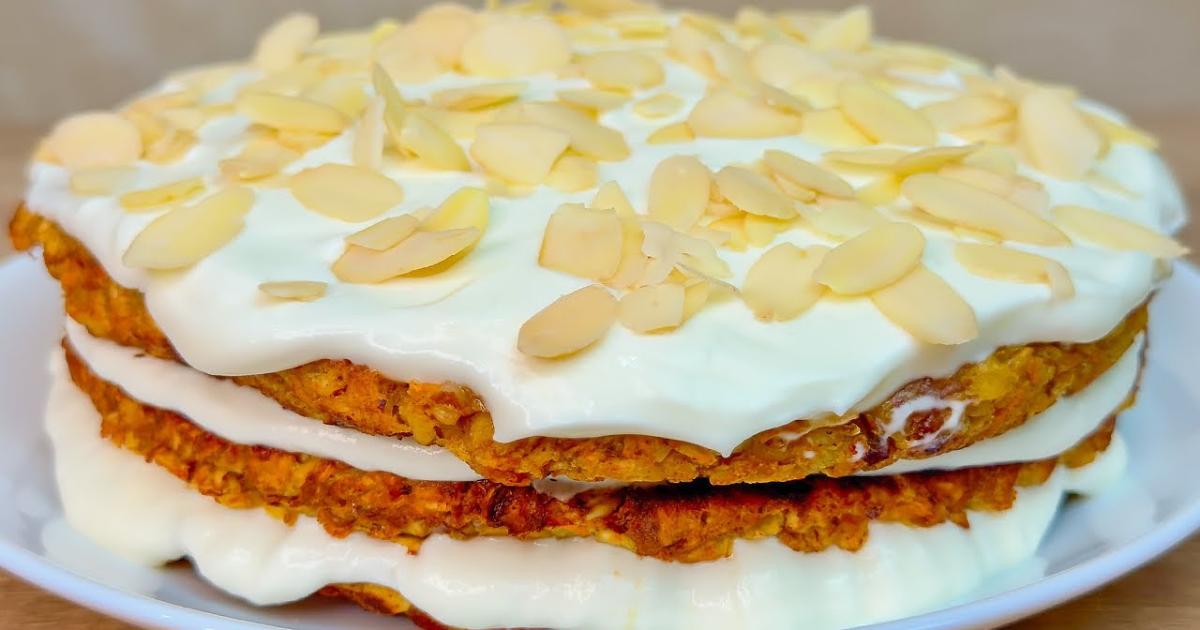 Bolo de cenoura com aveia, saudável, sem açúcar e sem farinha branca....