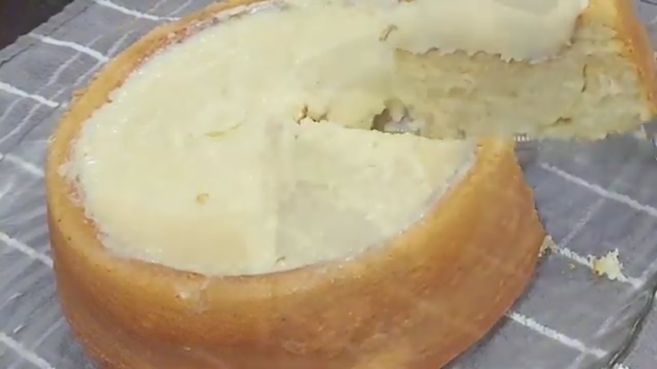 Aprenda a fazer um delicioso Bolo de Coco com Recheio de Beijinho, uma sobremesa cremosa...