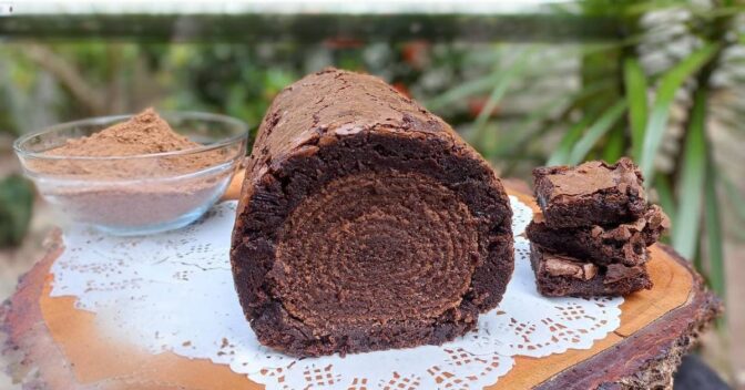 Bolos: Bolo de Rolo Brownie Chocolate Divinamente Único