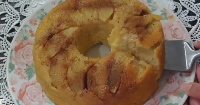 Bolos: Bolo de maçã com canela fofinho e delicioso