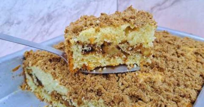 Bolos: Você Nunca Viu um Bolo de Maçã que Sai do Forno Assim!