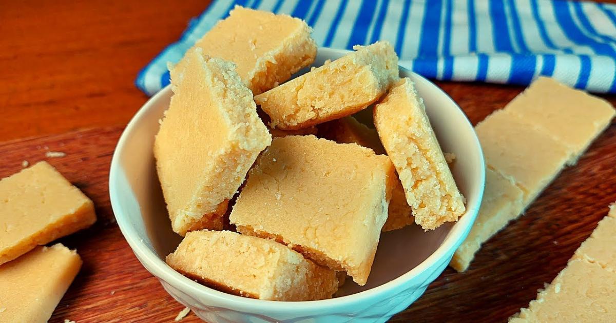 Receita fácil de cocada de corte com leite condensado. Uma delícia para qualquer momento!...