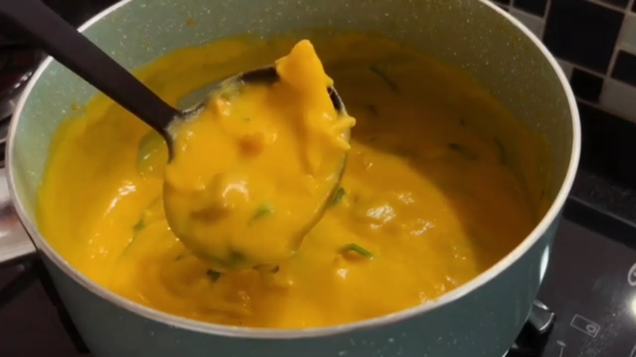 Aprenda a fazer um Creme de Mandioquinha com Frango Cremoso e Prático, perfeito para dias...