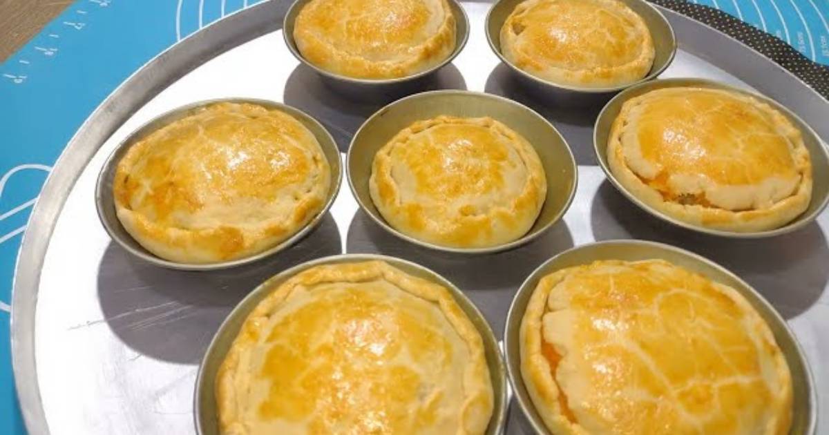 Empadinha de Palmito Cremosa e Muito Fácil com massa leve e recheio suculento. Aprenda o...