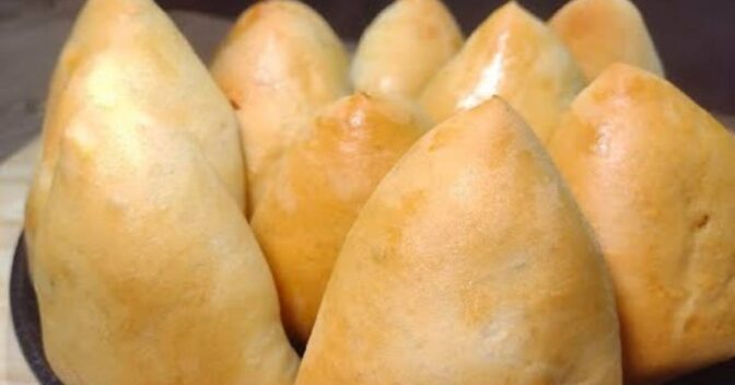Lanche: Esfiha Fechada Tradicional com Massa Fofinha