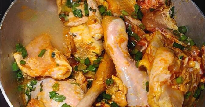 Aves: Frango Caipira Supermercado Molho Fácil Delicioso