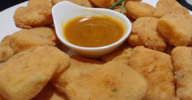 Lanche: Lanche de Batata e Ovo um Petisco Crocante e Fácil