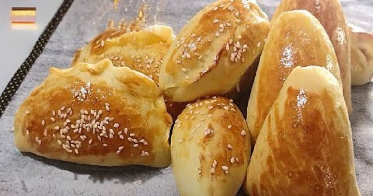 Massa Básica Salgados Assados Fácil Versátil é ideal para esfihas, enroladinhos, joelhos e muito mais....
