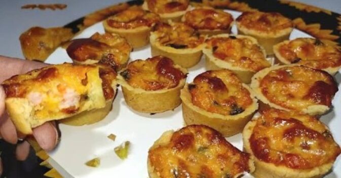 Lanche: Mini Quiche de Creme de Camarão para Quaresma