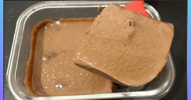 Sobremesas: Mousse de Chocolate Cremoso com Coco