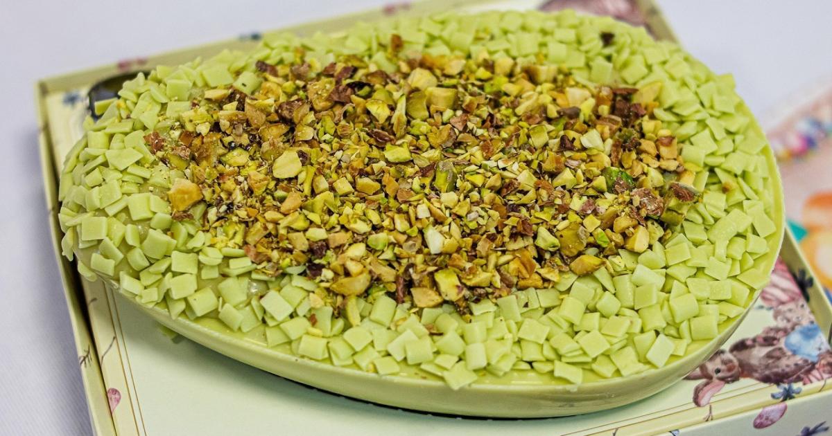Ovo de colher de pistache simples, barato e delicioso para presentear ou vender....