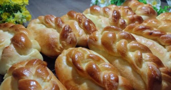 Pães: Pão Trança de Calabresa e Mussarela Caseiro