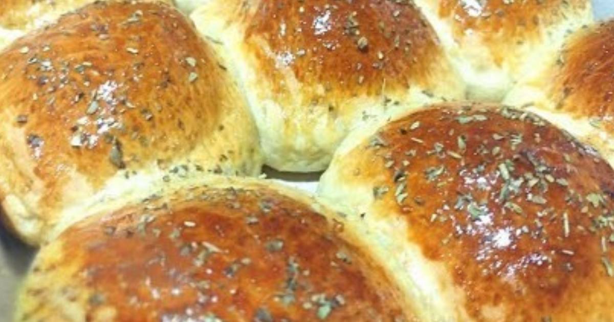 Pão de Cebola Liquidificador Fofinho Caseiro é fácil, rápido e macio. Ideal para qualquer lanche...