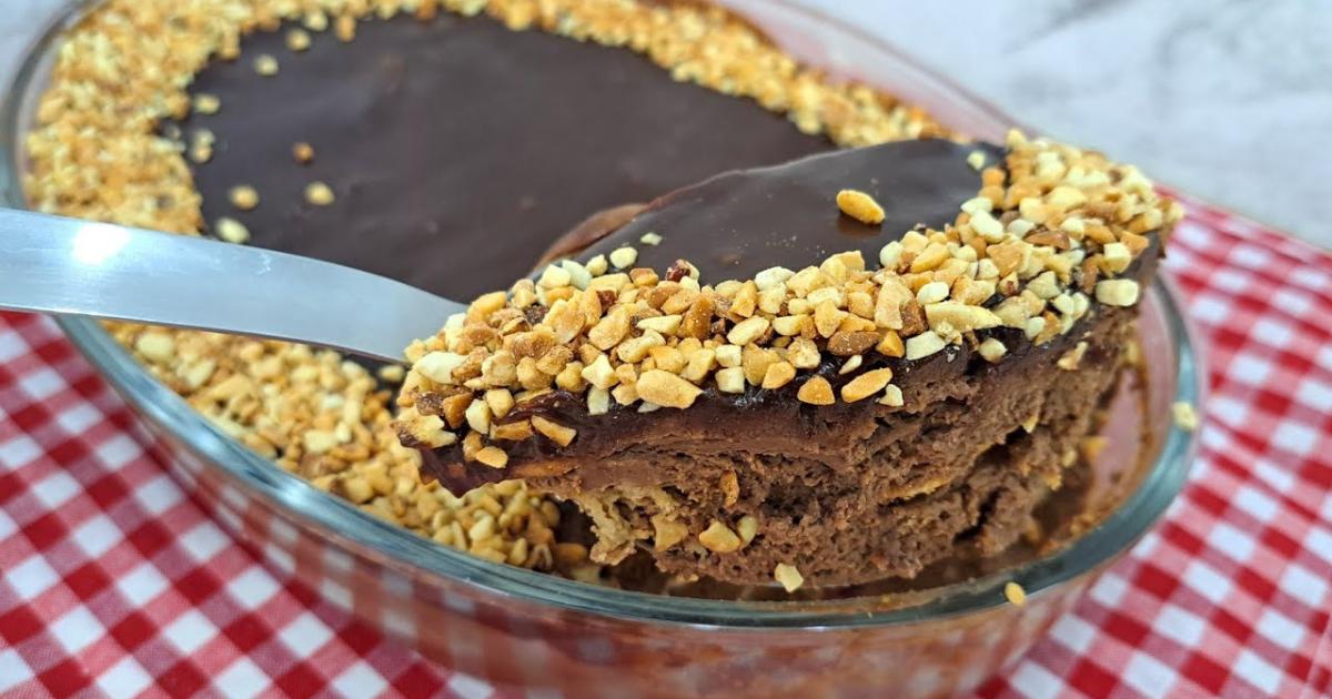 Você Nunca Viu um Pavê de Chocolate e Amendoim Tão Fácil Assim!