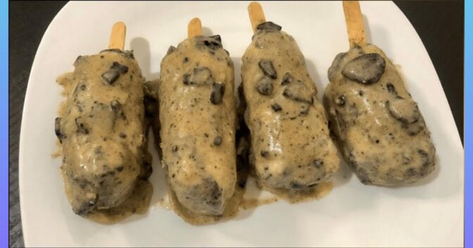 Sobremesas: Picolé de Oreo com Cobertura de Chocolate Branco