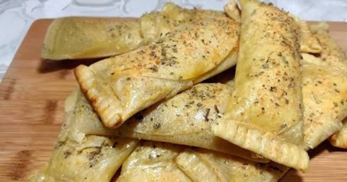 Salgadinho Pastel Assado Crocante Rápido Delícia é fácil, econômico e pronto em poucos minutos. Ideal...