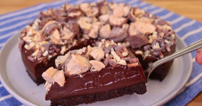 Páscoa: Torta de Chocolate para a Páscoa com Bombom