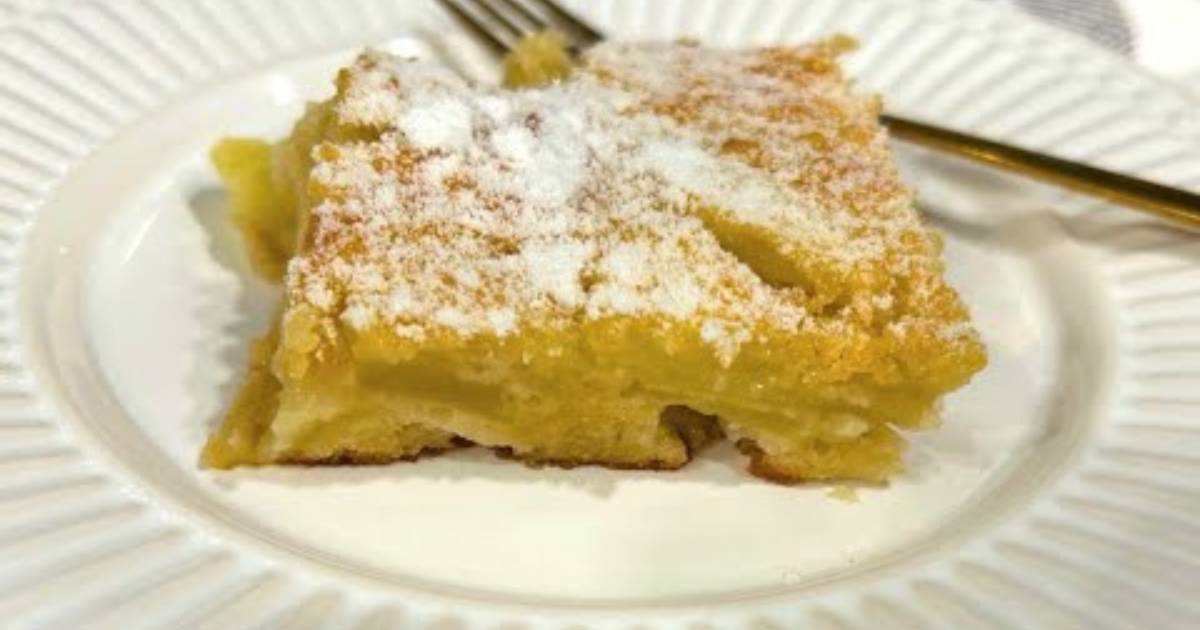 Prepare uma deliciosa Torta de Maçã Fácil e Rápida com pouca massa e muita maçã....