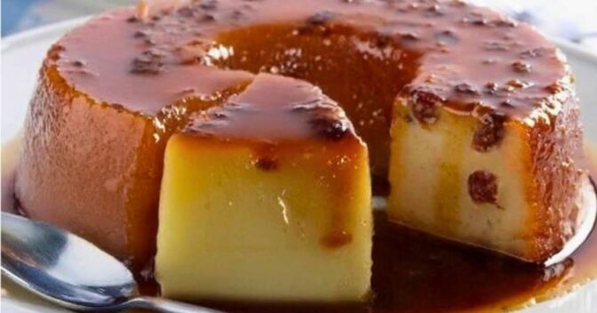 Especiais: Pudim de pão com banana e passas