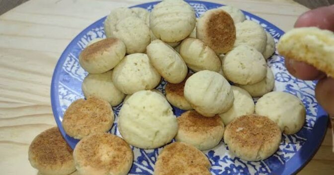 Biscoitos: Bolachinha de Limão Simples e Sequinha