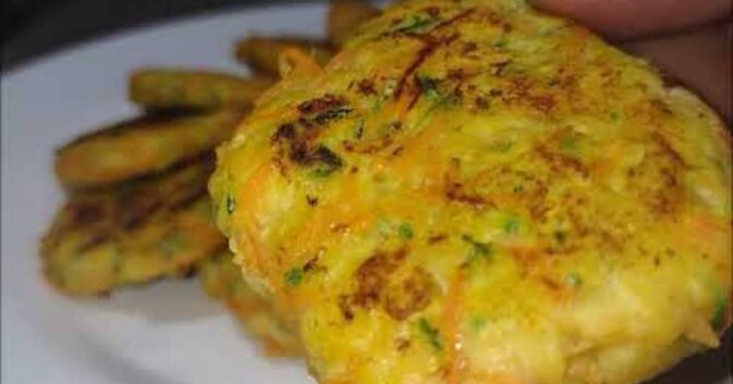Saudável: Bolinho Frango Legumes Saudável para Janta Rápida