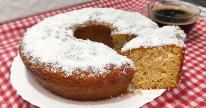 Bolos: Bolo de Coco Fofinho Sem Ovos