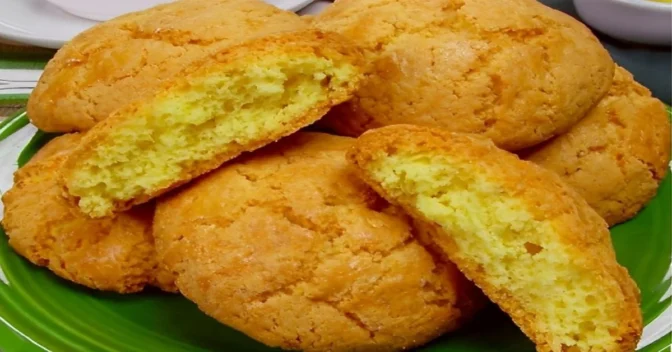 Biscoitos: Broa de Fubá Simples Igual de Padaria