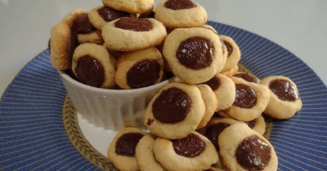 Biscoitos: Choco Biscuit Caseiro Crocante com Pastilhas de Chocolate