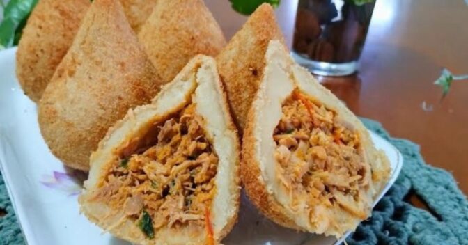 Lanche: Essa Coxinha de Pernil Vai Te Surpreender