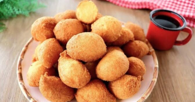 Lanche: Esse Bolinho de Fubá Sequinho Vai Te Levar de Volta à Infância