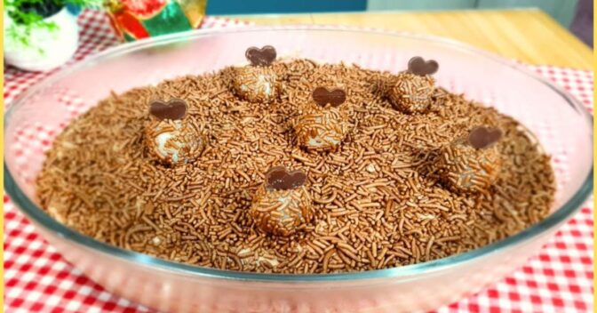Sobremesas: Esse Mousse de Brigadeiro Aerado Vai te Deixar Sem Palavras