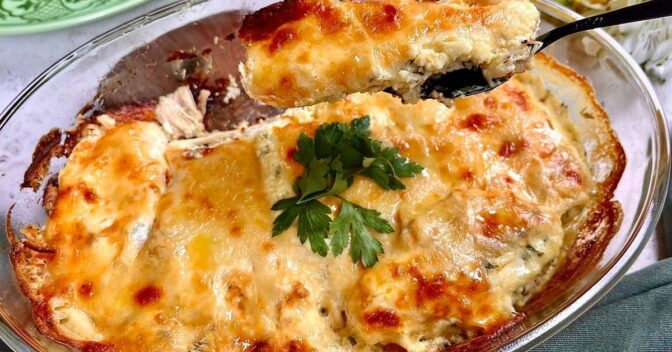 Especiais: Inhame com Frango ao Molho Gratinado