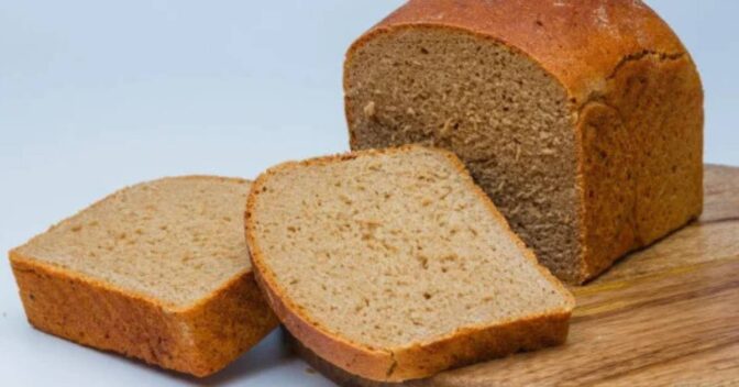 Pães: Pão Integral Fofinho Sem Leite e Sem Ovos é simples