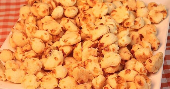 Lanche: Pipoca de Queijo com Tapioca Super Crocante