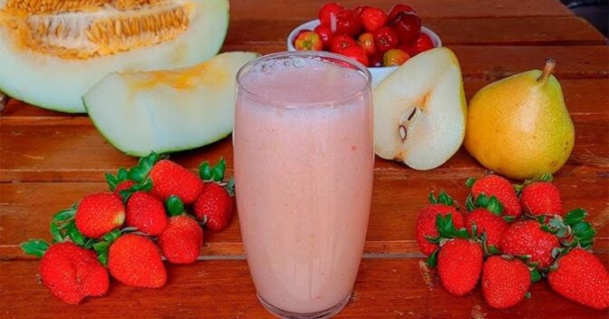 Sucos: Suco Refrescante de Morango com Melão é Ideal para o Verão