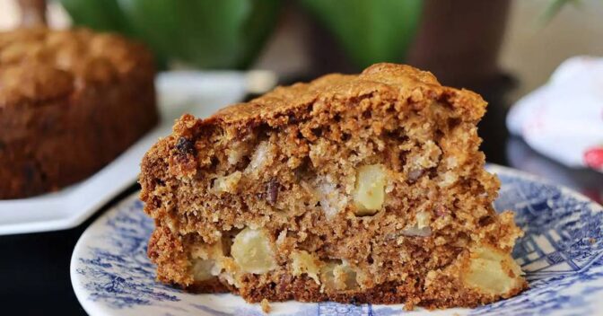 Bolos: Bolo de Maçã Com Nozes e Uvas Passas