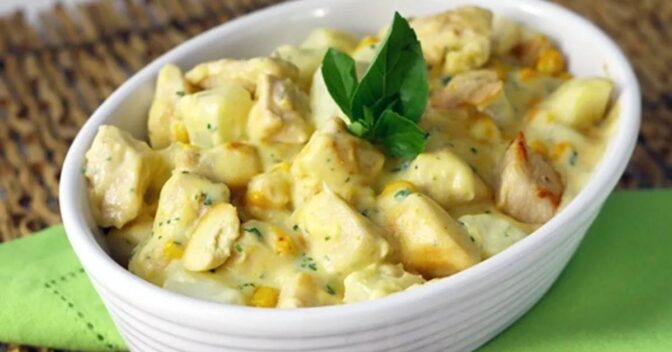 Aves: Filé de Frango ao Creme de Milho Verde