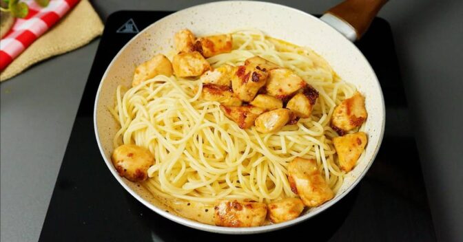Aves: Macarrão com Molho Branco Cremoso Delicioso