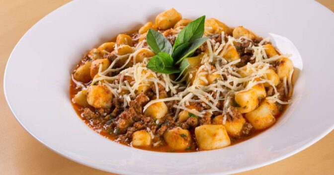 Massas: Nhoque de Batata Caseiro Estilo Cantina Italiana