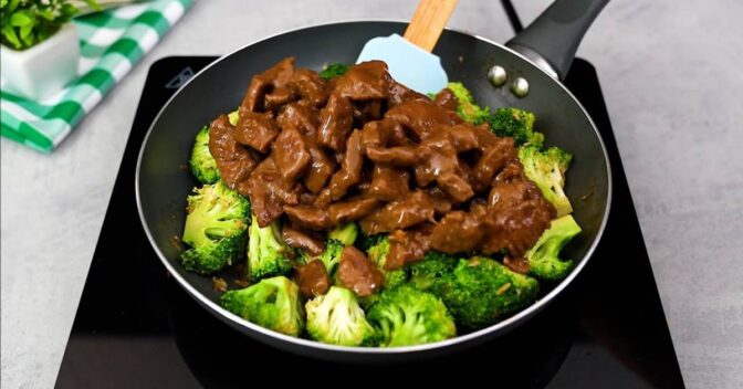 Carnes: Tiras de Carne com Brócolis Suculentas Demais