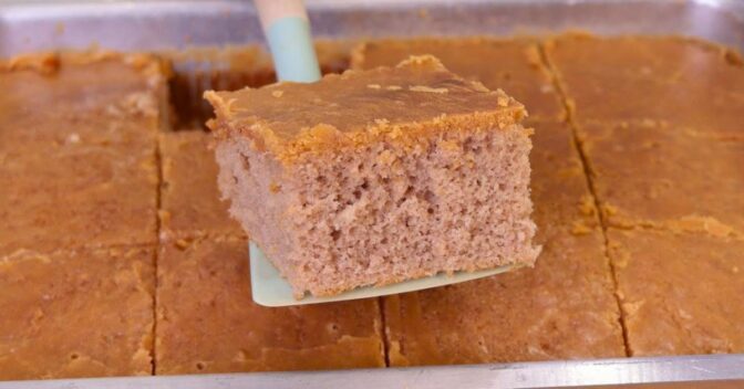 Bolos: Você Nunca Provou um Bolo de Churros com Casquinha Tão Crocante Assim