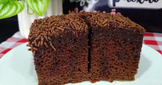 Bolos: Você Vai se Surpreender com Esse Bolo Brigadeiro Fofinho e Muito Fácil de Fazer