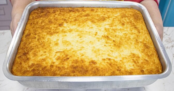 Bolos: O Bolo de Mandioca Mais Cremoso Que Você Vai Fazer na Vida